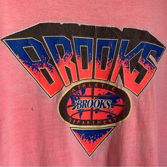 Vintage Brooks Athletics T-Shirt Faded Pink Medium 80s 90s Single Stitch - Picture 4 of 7
